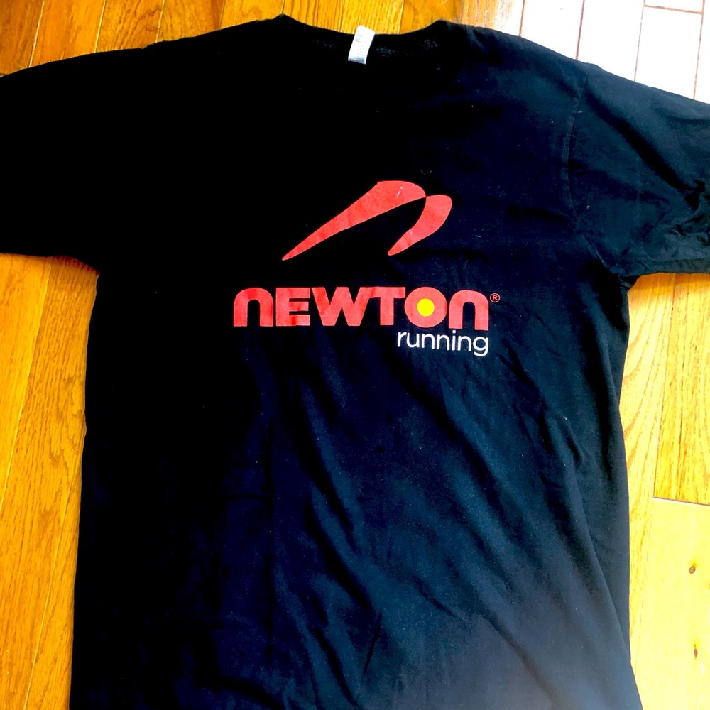 Men’s Newton Running cotton shirt. Size M.